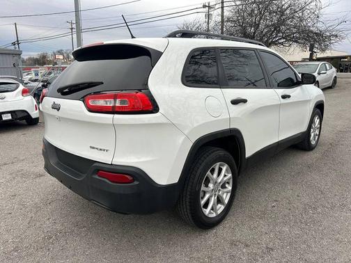 2015 Jeep Cherokee Sport