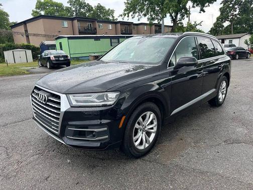 Black 2018 Audi Q7 3.0T Premium Plus