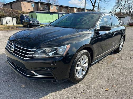 2016 Volkswagen Passat 1.8T S