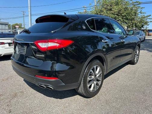 2018 Maserati Levante Base