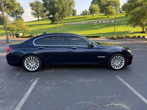 2012 BMW 750 I