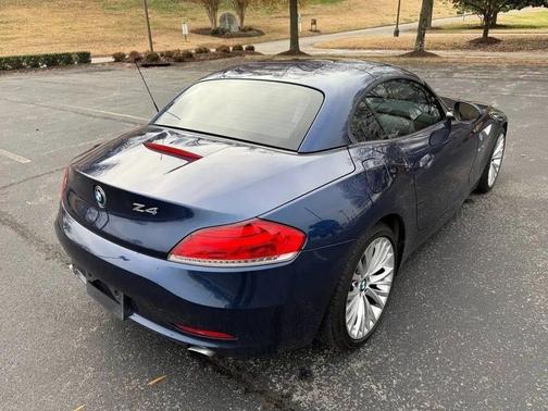 Deep Sea Blue Metallic 2009 BMW Z4 sDrive35i
