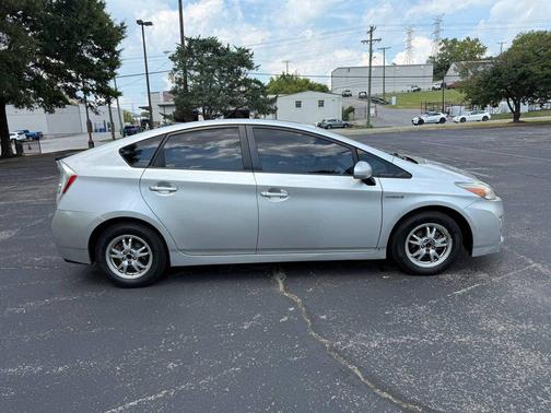 2010 Toyota Prius One