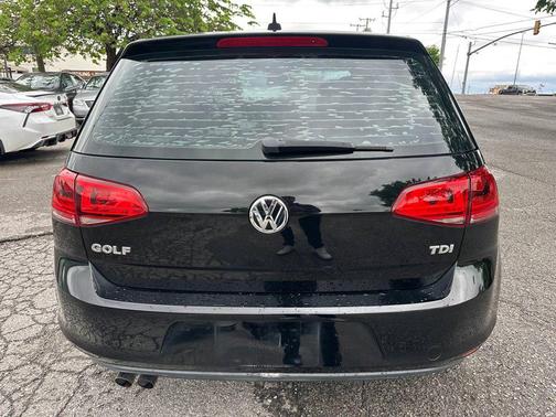 2015 Volkswagen Golf DSG TDI SE