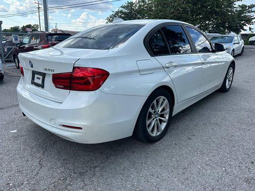 2017 BMW 320 i