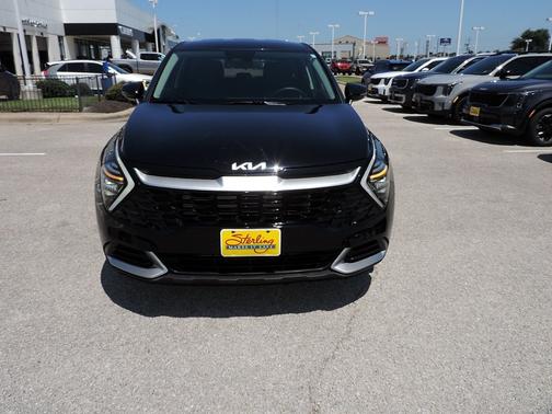 Ebony Black 2024 Kia Sportage EX