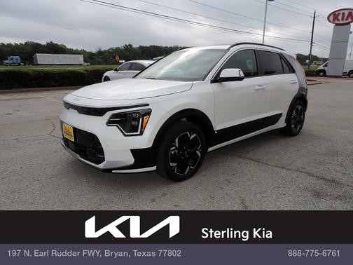 Snow White Pearl 2023 Kia Niro EV Wave