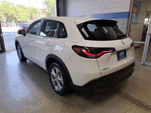 2025 Honda HR-V LX