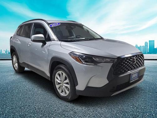 2024 Toyota Corolla Cross LE