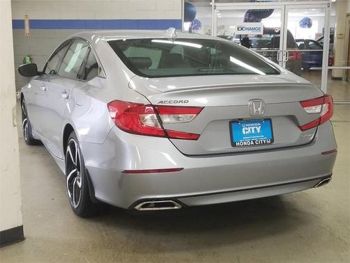 Photo 5 of 29 of 2019 Honda Accord Sport
