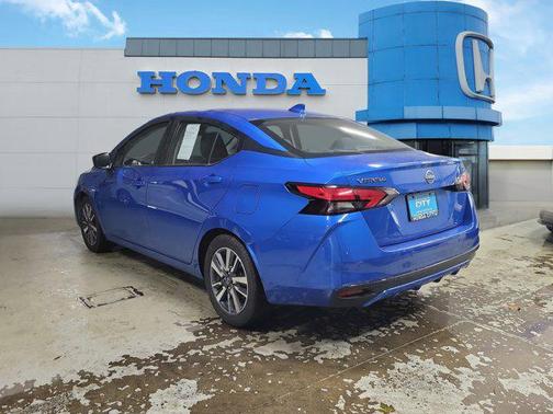 2023 Nissan Versa 1.6 SV