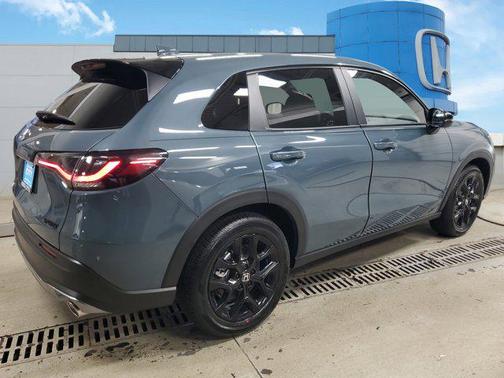 2025 Honda HR-V AWD Sport