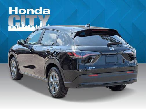 2026 Honda HR-V LX