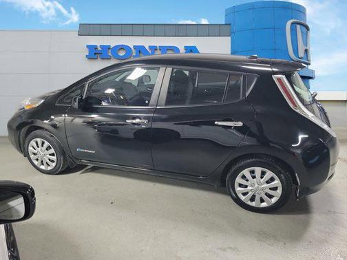 2015 Nissan Leaf S