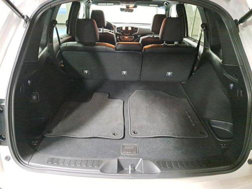 2025 Honda Passport AWD Black