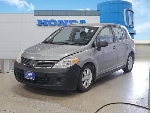 2009 Nissan Versa 1.8 S