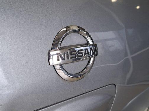 2009 Nissan Versa 1.8 S