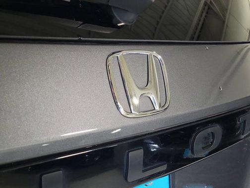 2023 Honda Pilot AWD EX-L 8 Passenger