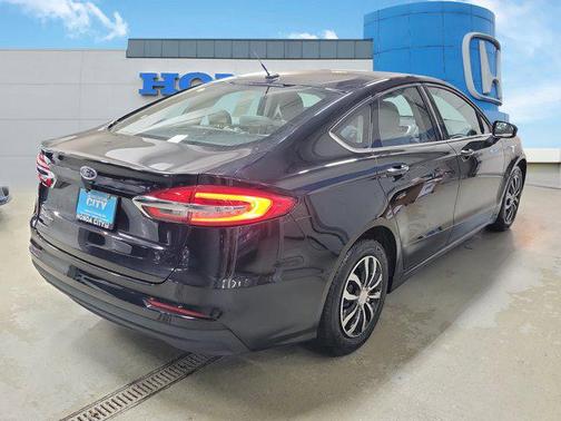 2019 Ford Fusion S