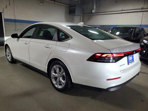 2025 Honda Accord LX 1.5T