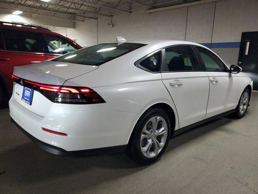 2025 Honda Accord LX 1.5T