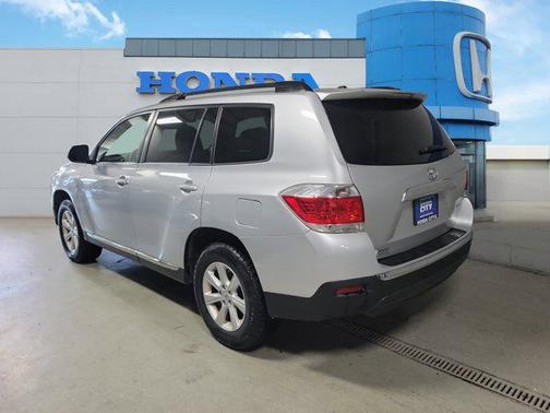 2012 Toyota Highlander SE