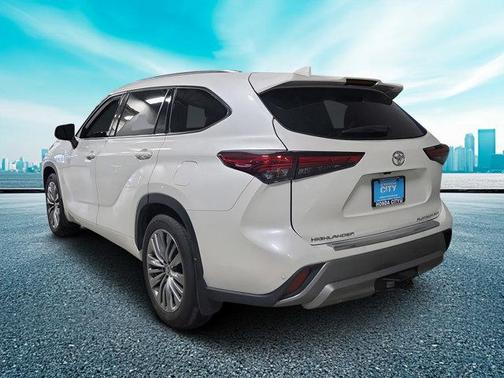 2021 Toyota Highlander Platinum