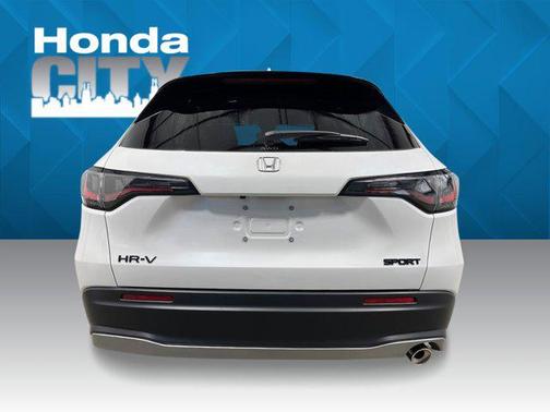 Platinum White Pearl 2027 Honda HR-V Sport