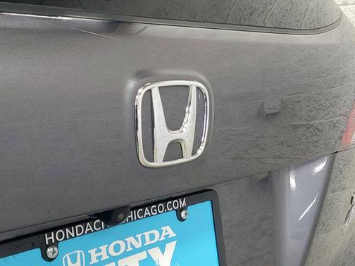 2022 Honda Pilot Touring 8-Passenger