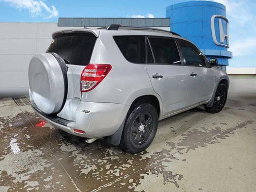 2009 Toyota RAV4 Base