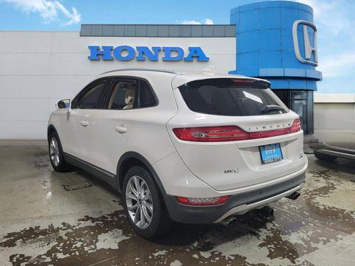 2015 Lincoln MKC Base