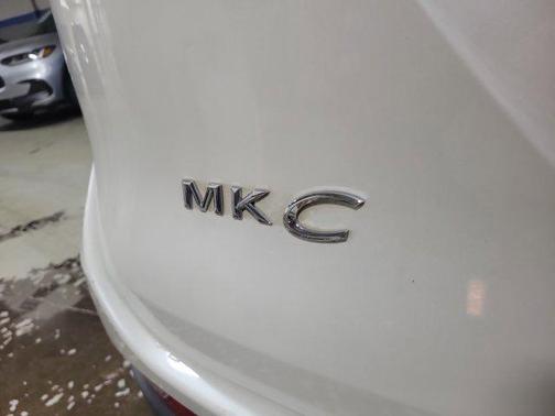 2015 Lincoln MKC Base