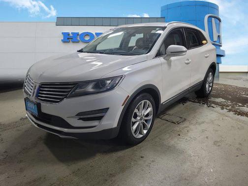 2015 Lincoln MKC Base
