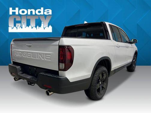 2025 Honda Ridgeline Black