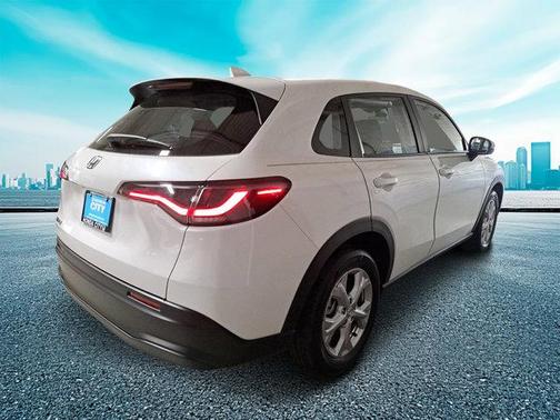 2025 Honda HR-V LX