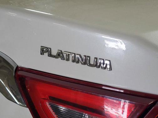 2016 Nissan Maxima 3.5 Platinum