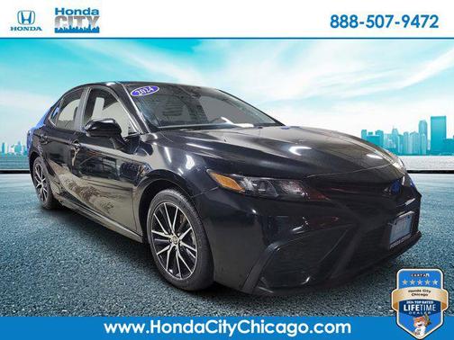 2024 Toyota Camry SE