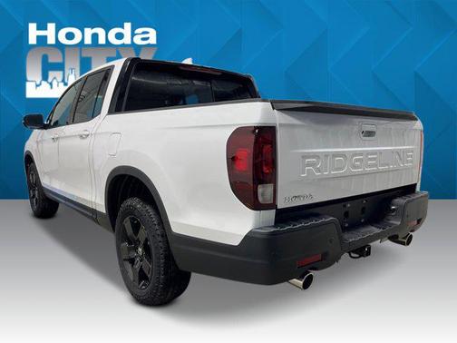 2025 Honda Ridgeline Black