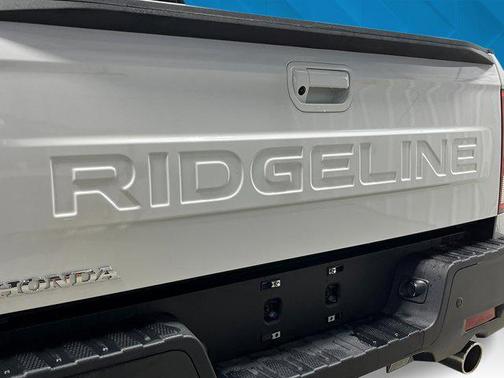 2025 Honda Ridgeline Black