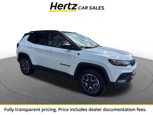 Bright White Clearcoat 2025 Jeep Compass Trailhawk