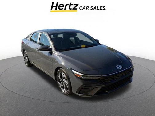 2025 Hyundai ELANTRA SEL