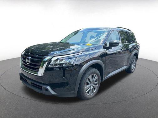 Super Black 2025 Nissan Pathfinder SV FWD