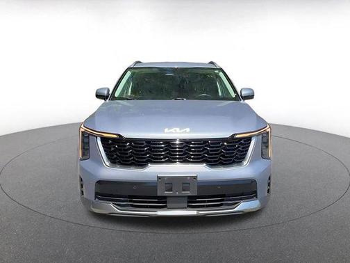 Everlasting Silver 2024 Kia Sorento S
