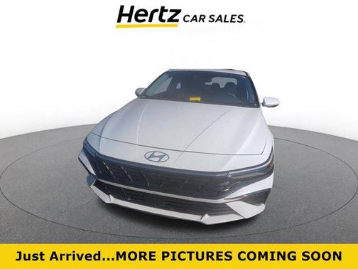 2025 Hyundai ELANTRA SEL