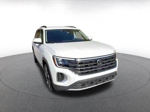 2025 Volkswagen Atlas 2.0T SE w/Technology 4MOTION