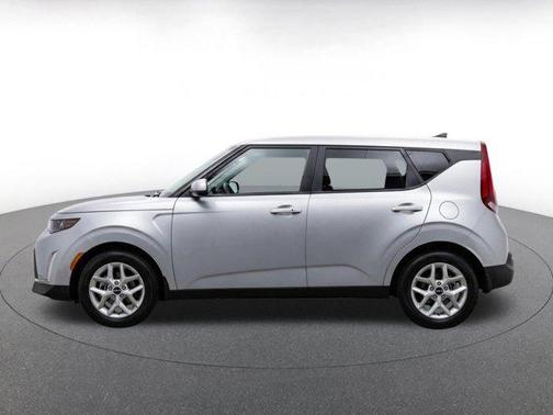 Steel Gray 2025 Kia Soul LX