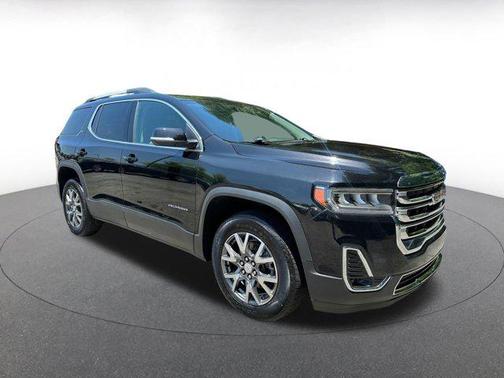 2023 GMC Acadia AWD SLT