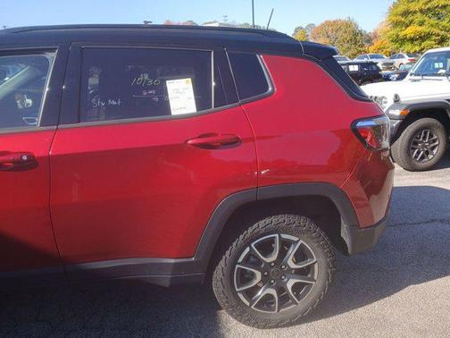 2025 Jeep Compass Trailhawk