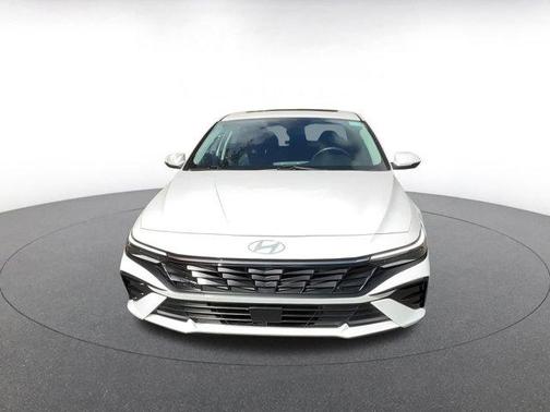 2025 Hyundai ELANTRA HEV Limited