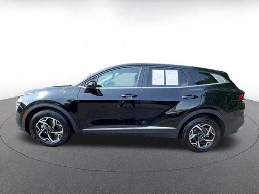Ebony Black 2025 Kia Sportage LX